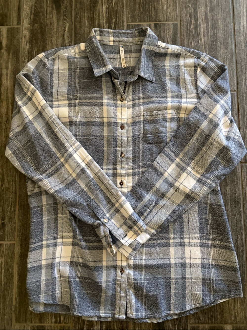 Kuhl Women's Whisper Flannel- Blue and White Plaid- size XL